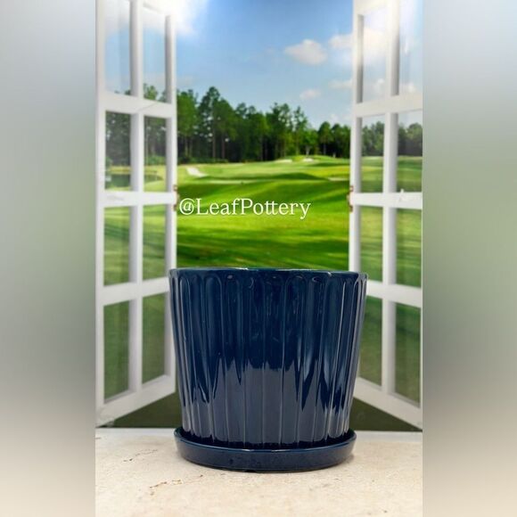 Pancho (LG) Blue Ceramic Planter Pot with Saucer Attached - Picture 5 of 9